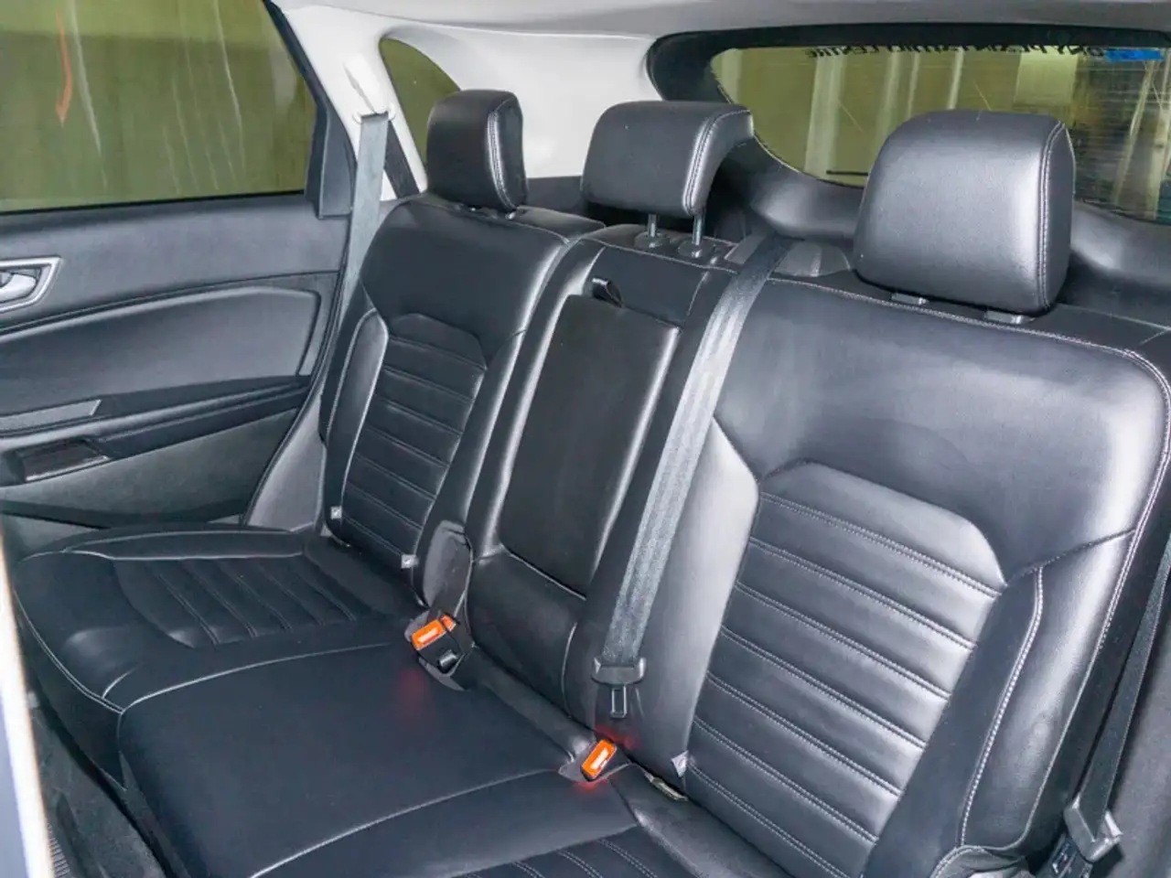 Ford Edge снимка Ford Edge
