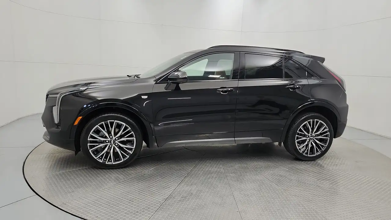 2024 Cadillac XT4