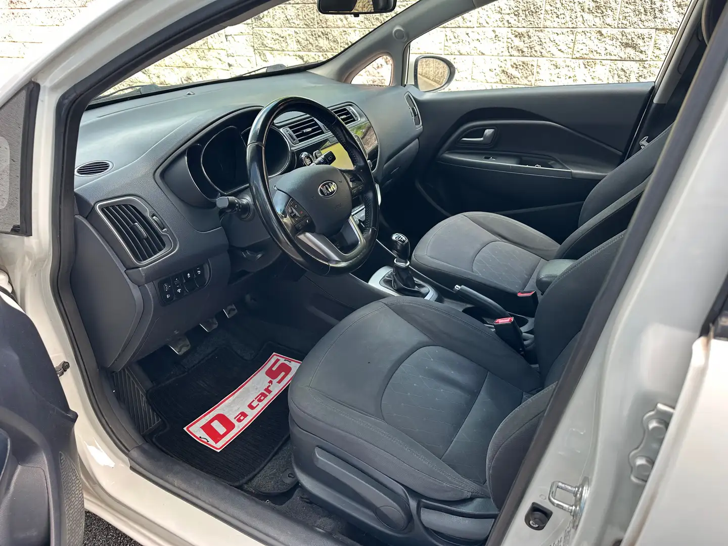 Kia Rio 5p 1.4 crdi high tech stop, NEOPATENTATI OK! Weiß - 2