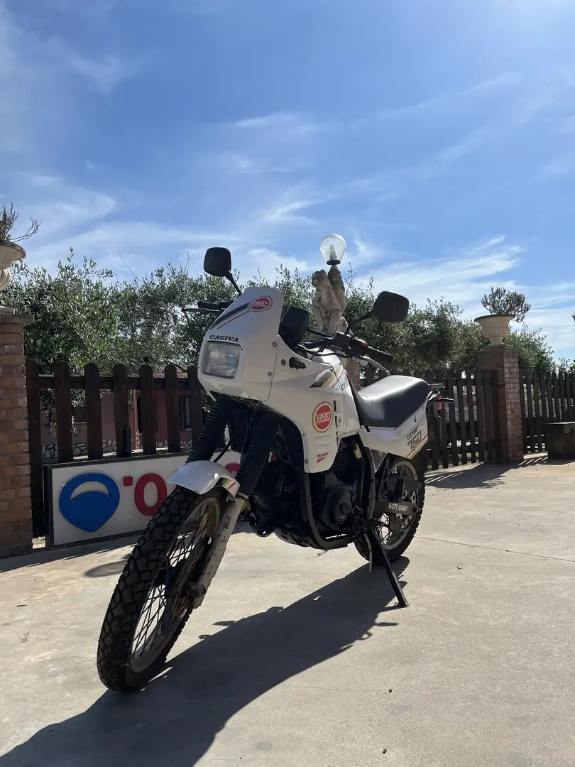 Cagiva Elefant 750 - 1