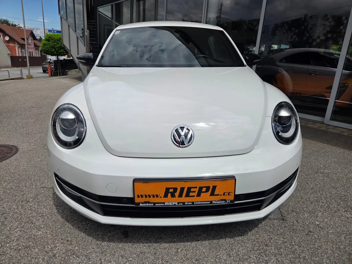Volkswagen Beetle Sport Xenon Klimaanlage Lederlenkrad Sportfahrwerk Weiß - 2