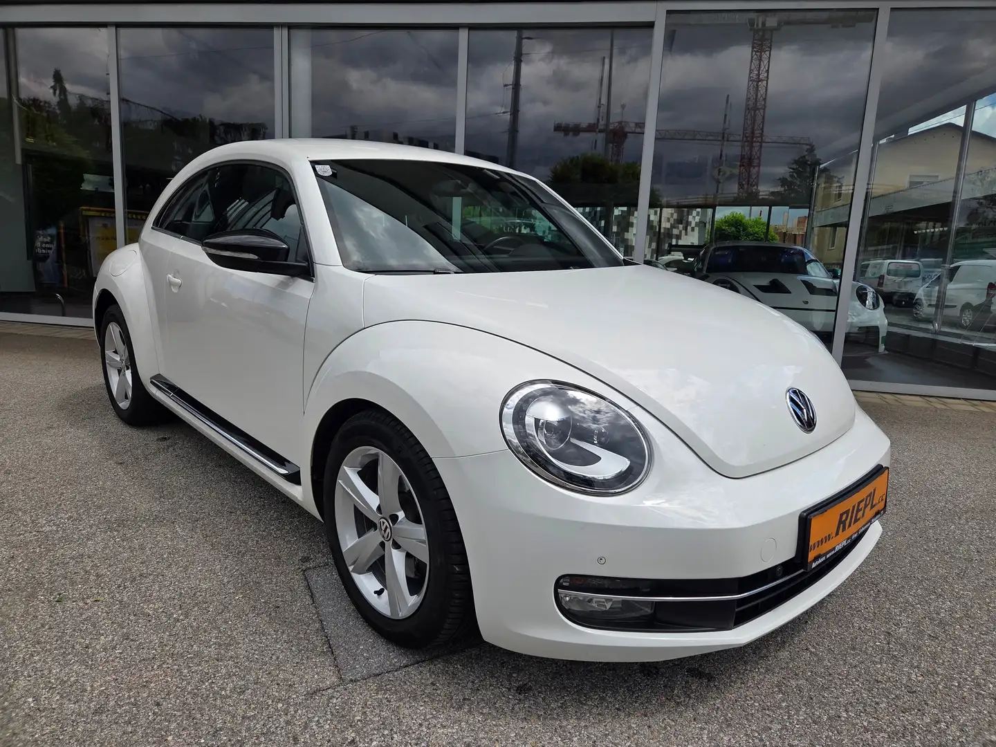 Volkswagen Beetle Sport Xenon Klimaanlage Lederlenkrad Sportfahrwerk Weiß - 1