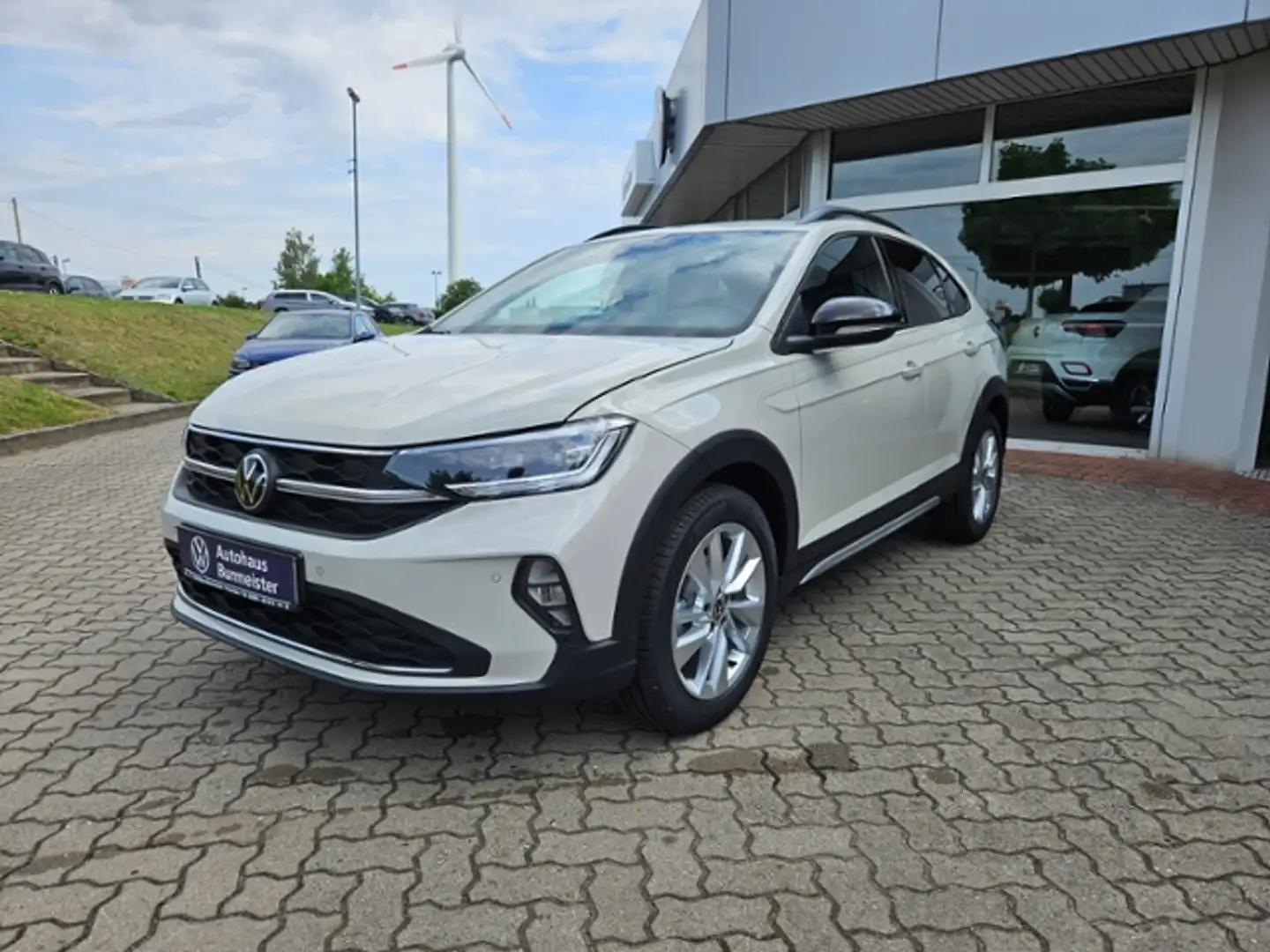 Volkswagen Taigo MOVE 1,0 l TSI Grau - 2