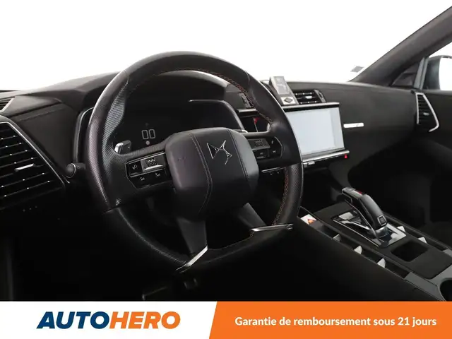 DS Automobiles DS 7 Crossback view 13