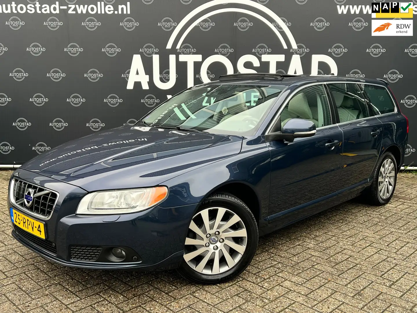 Volvo V70 1.6 T4 Limited Edition Automaat/NL-Auto/NAP/APK/Ai Azul - 1
