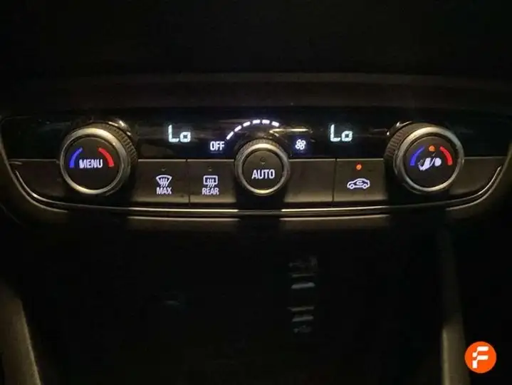 Opel Crossland X 1.2 Innovation S/S 2019, foto 18