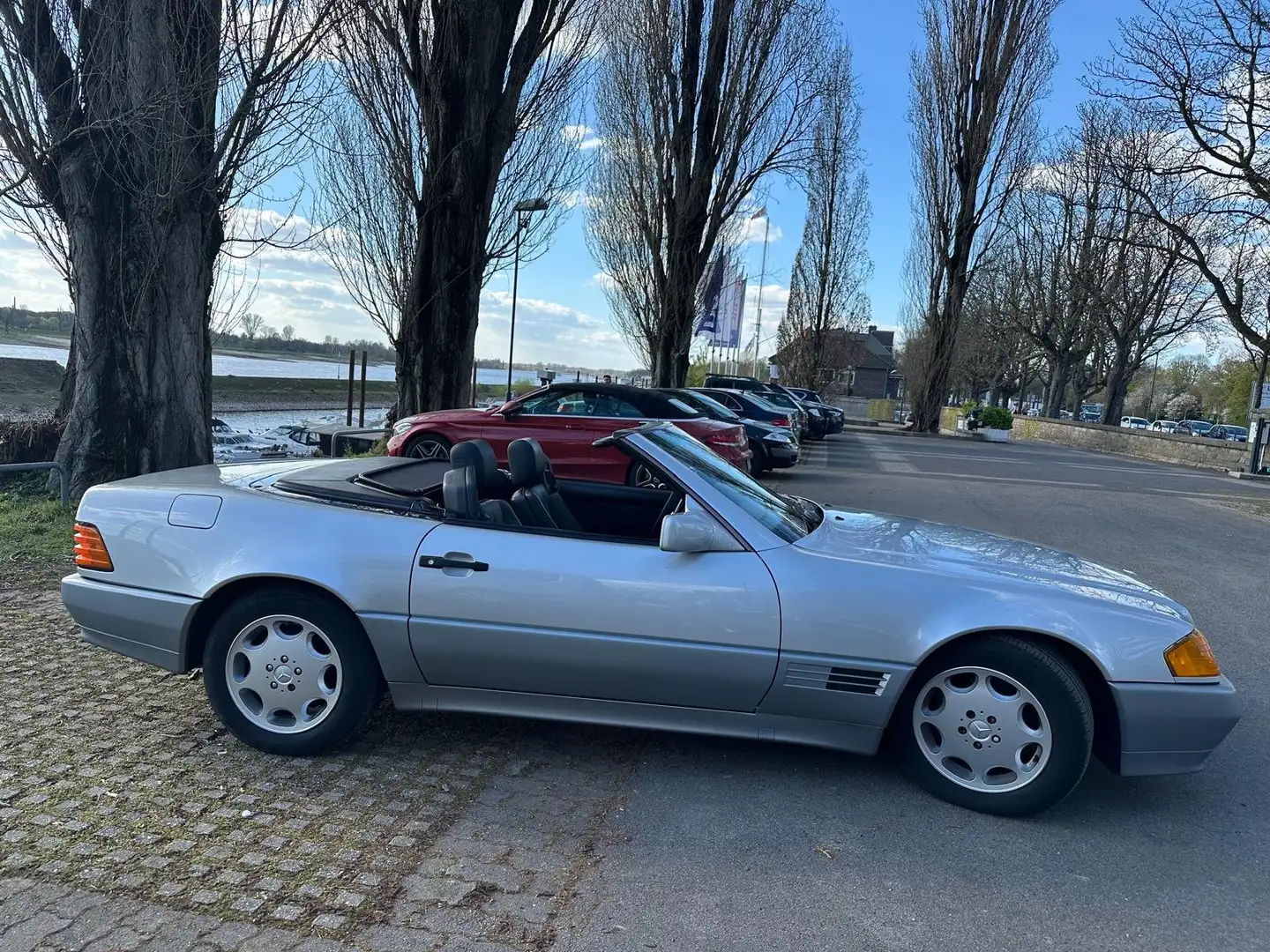 Mercedes-Benz SL 300 SL-Klasse Stříbrná - 2