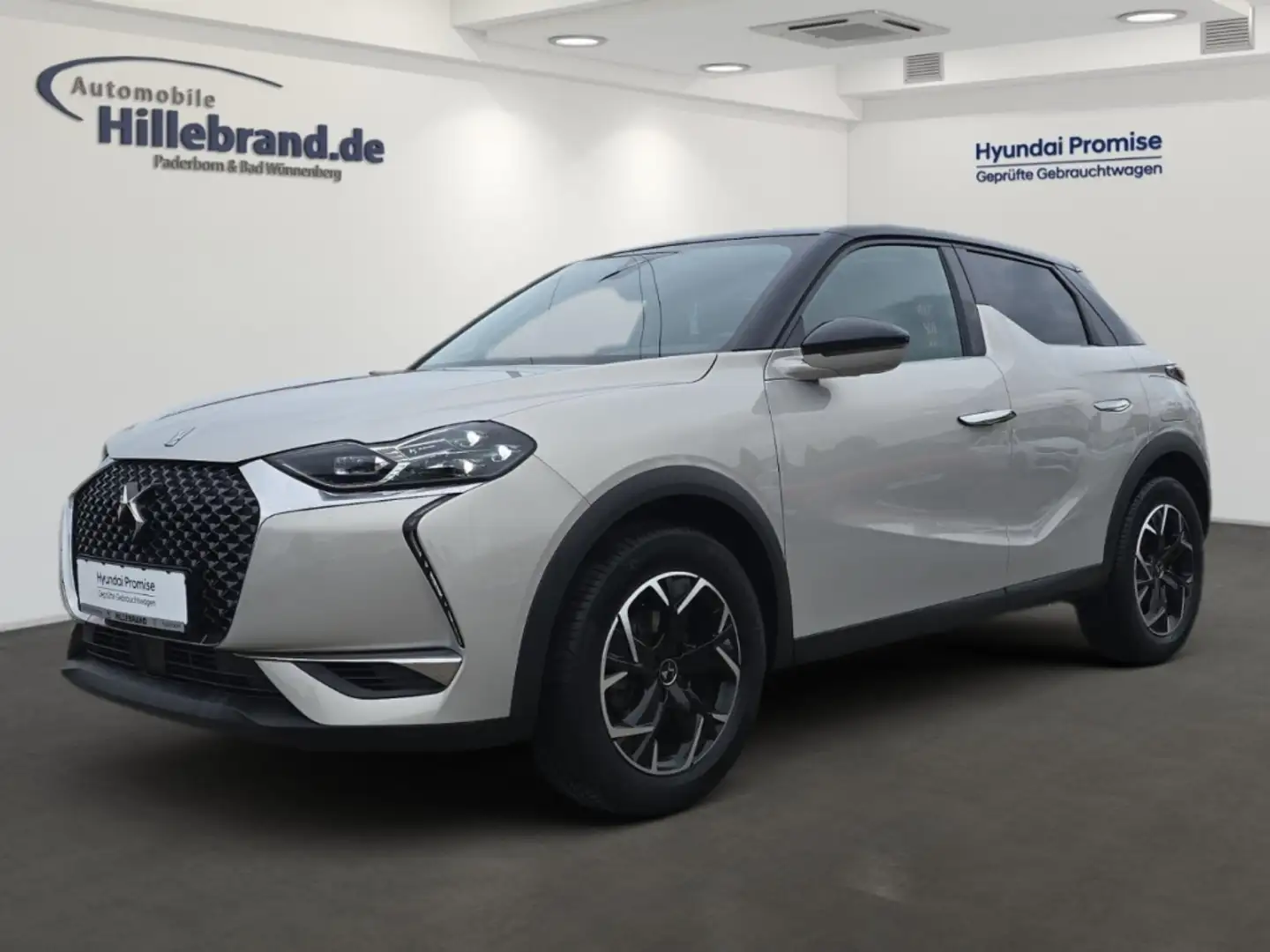 DS Automobiles DS 3 DS Crossback So Chic 1.2 PureTech 100 EU6d Navi LE Grau - 1