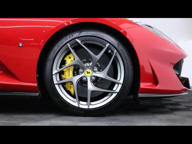 Ferrari 812 view 11