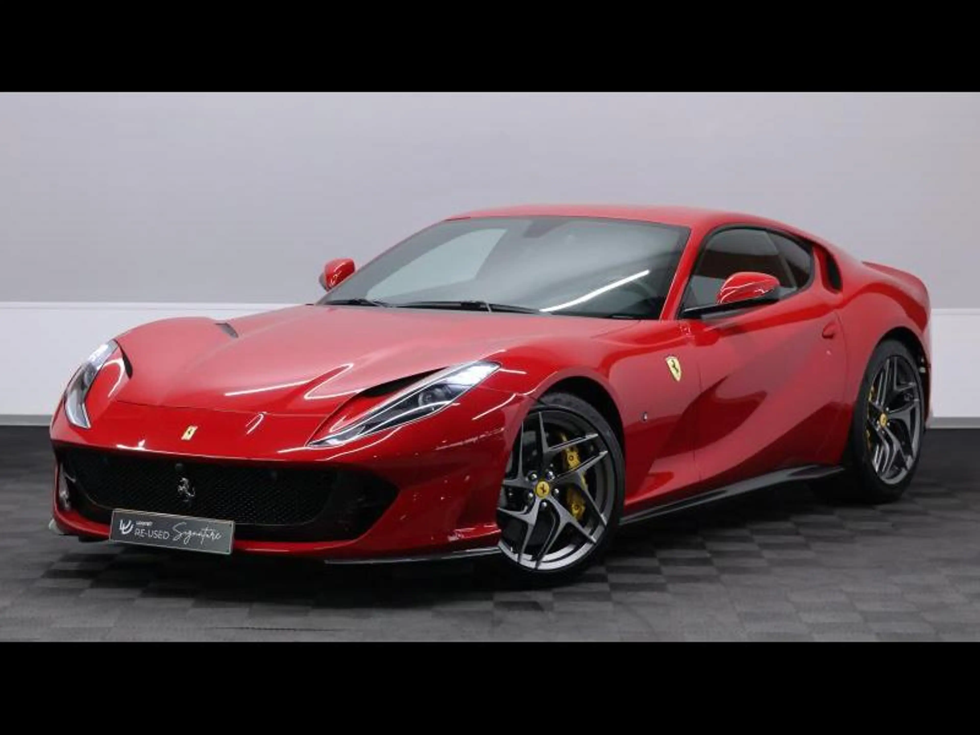 Ferrari 812 Superfast Rosso 70th anniversary