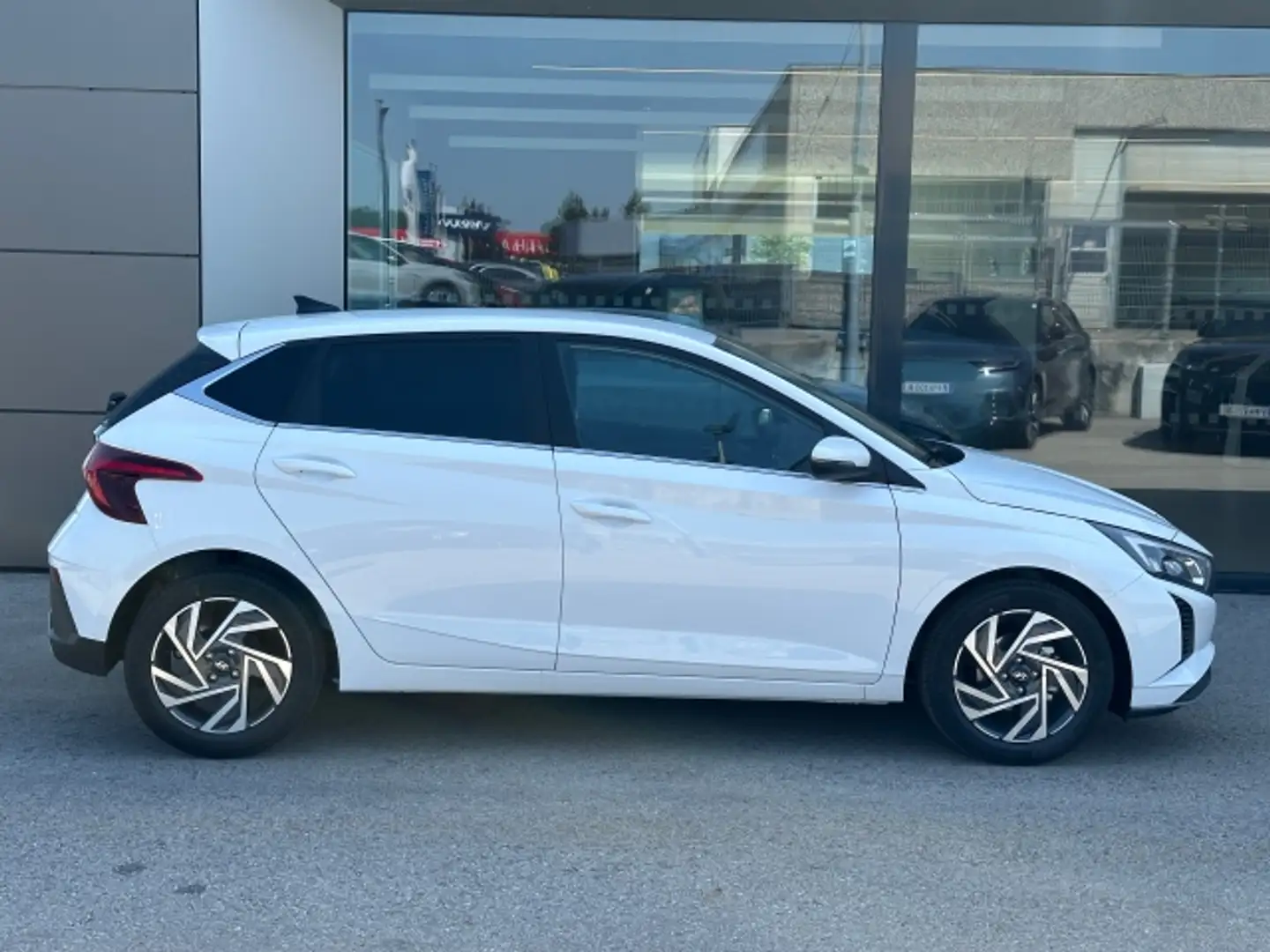 Hyundai i20 (BC3) GO Plus 1. Weiß - 2