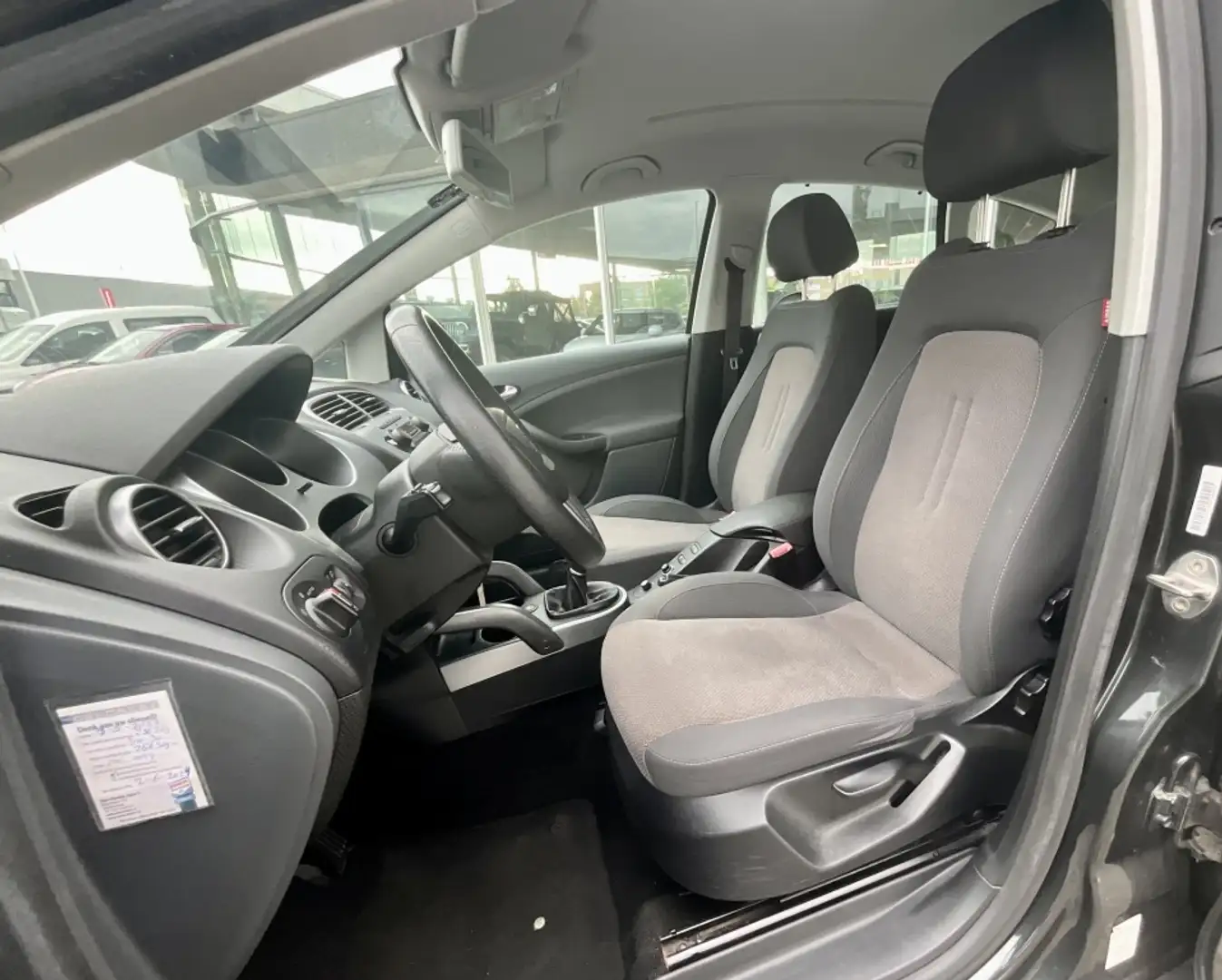 SEAT Altea XL 1.4 TSI Businessline Nieuwe distributie en nieuwe Grijs - 2