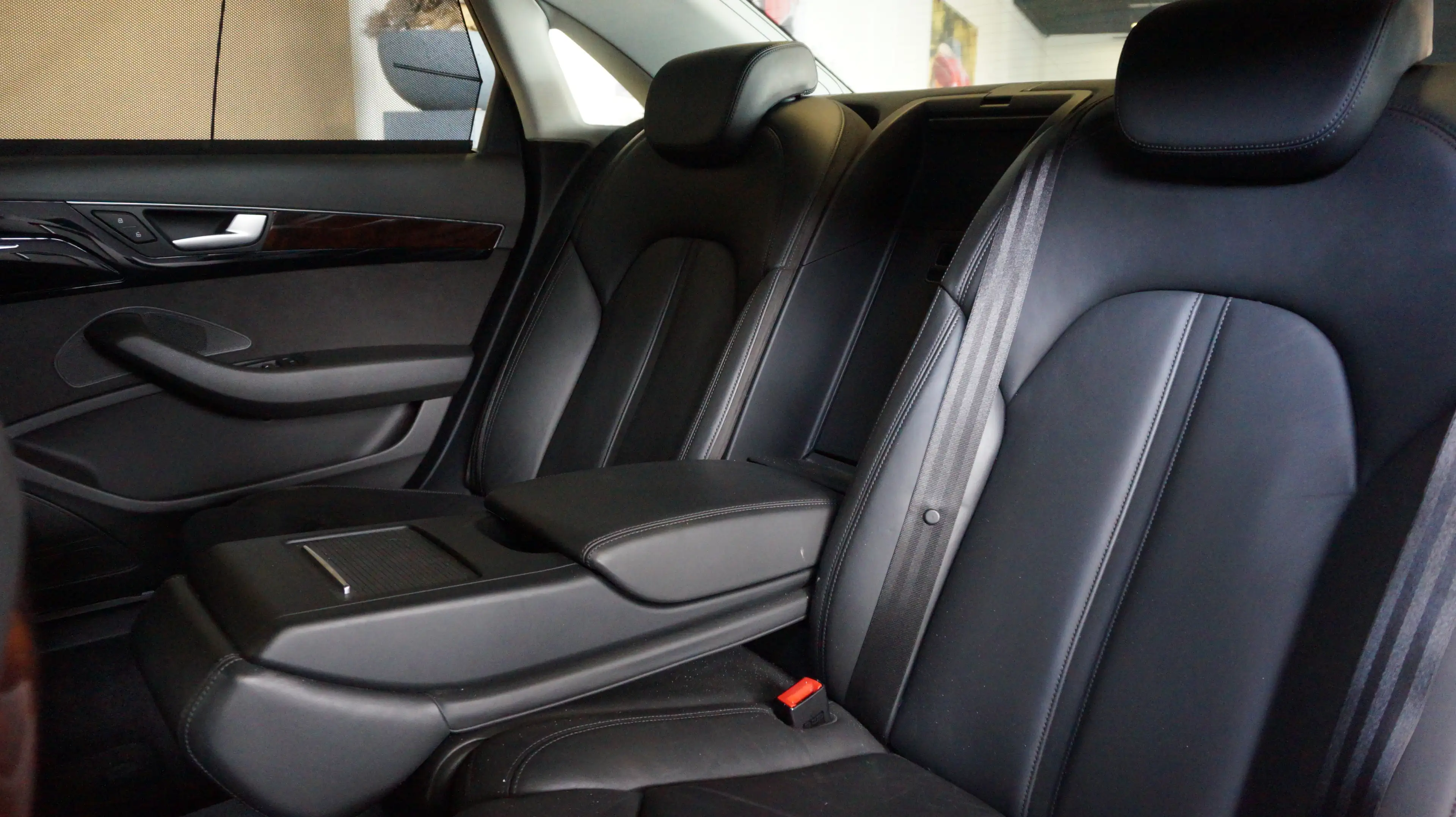 Audi A8 3.0 TFSI quattro Lang Pro Line+ — photo 14