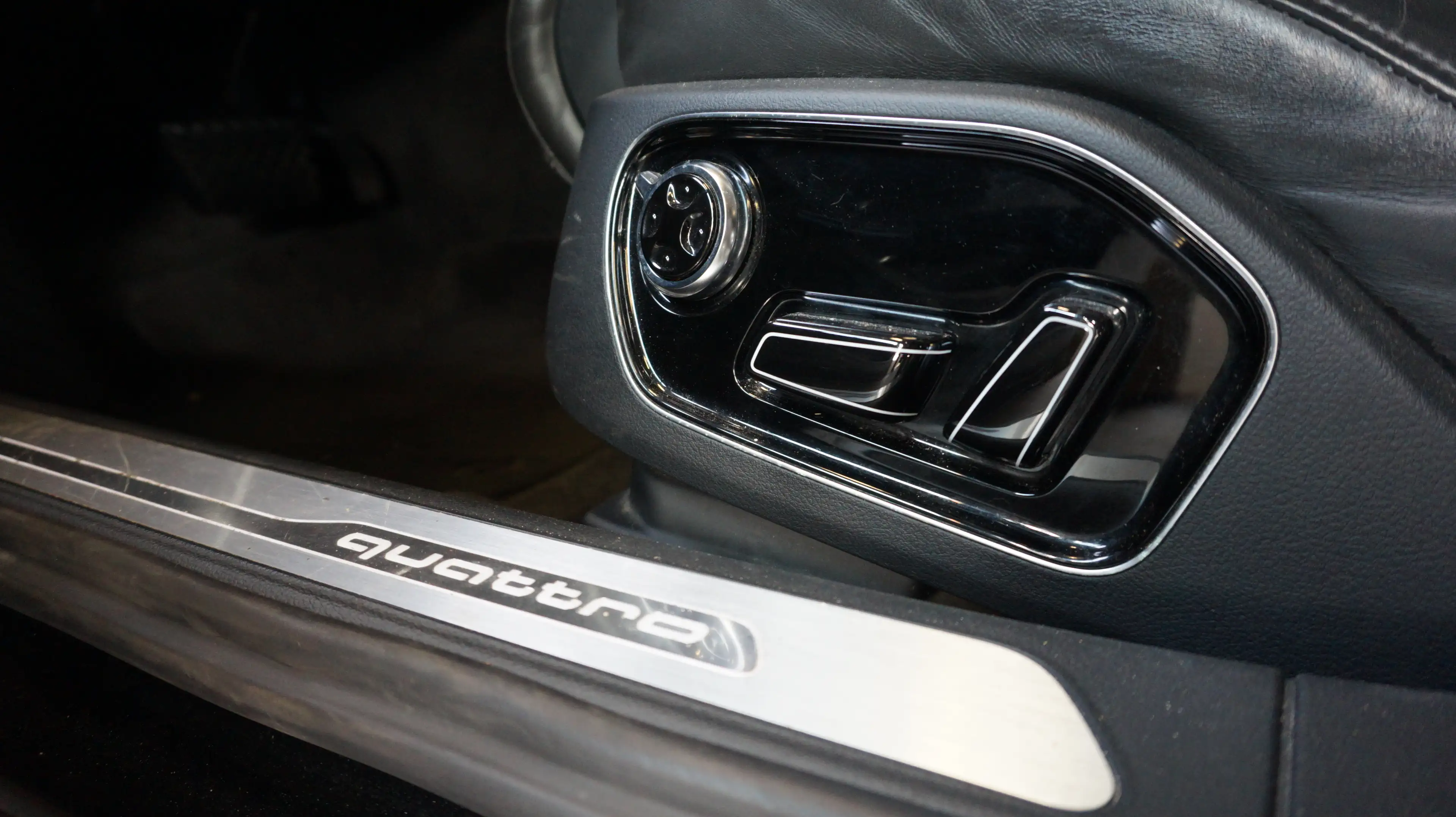 Audi A8 3.0 TFSI quattro Lang Pro Line+ — photo 8