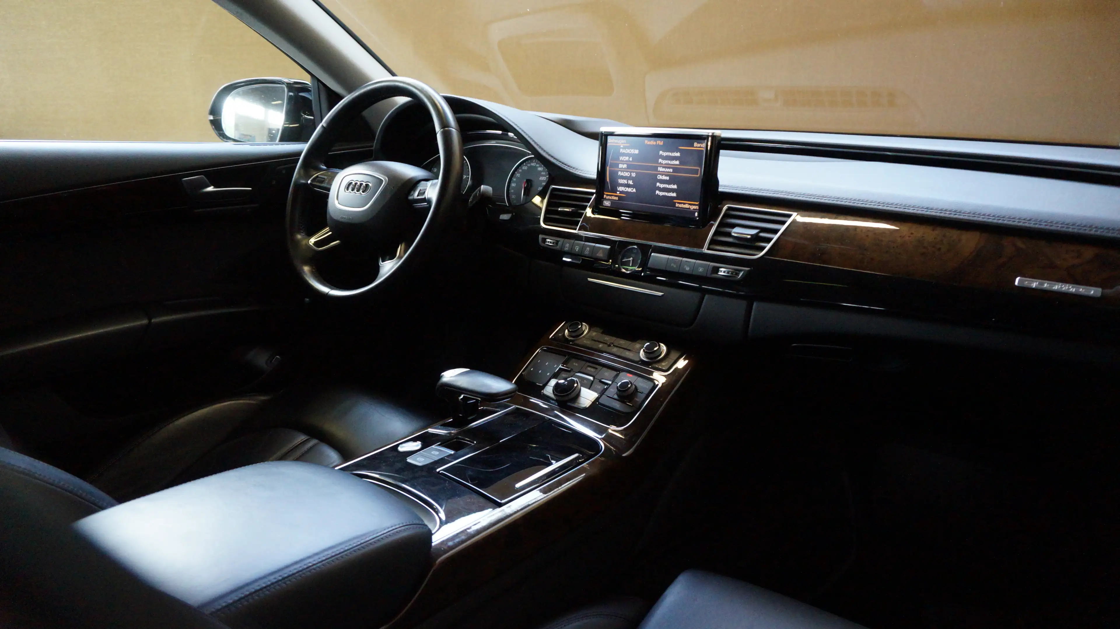 Audi A8 3.0 TFSI quattro Lang Pro Line+ — photo 4