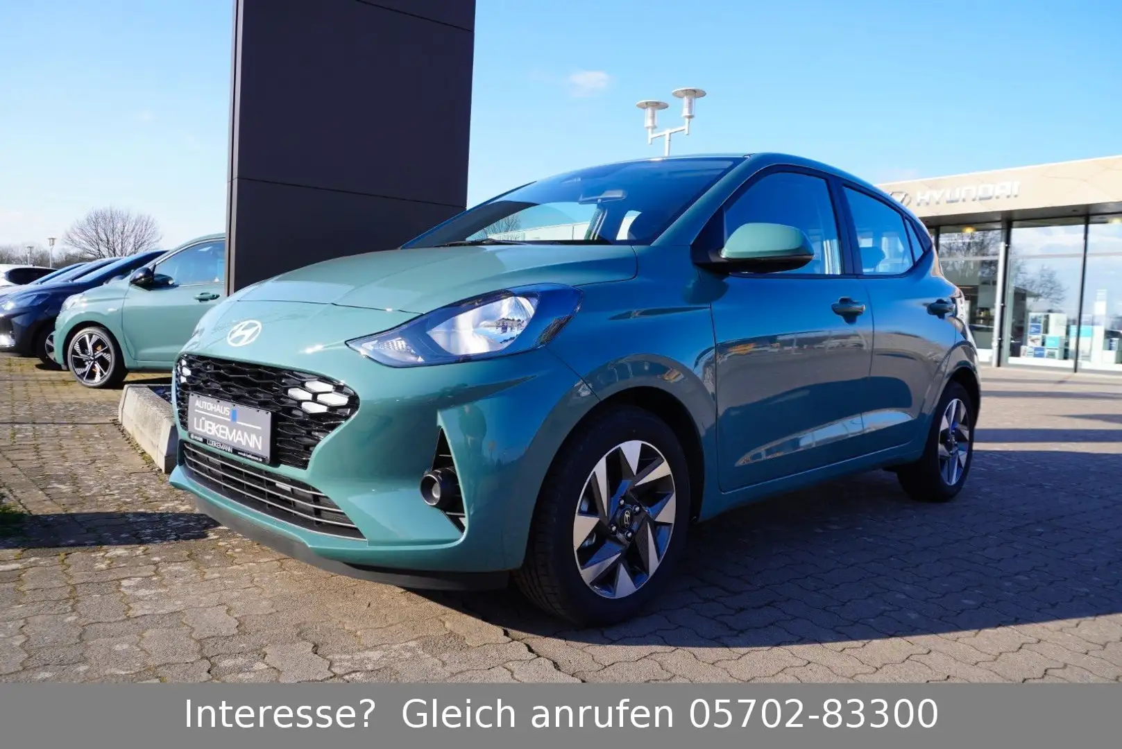 Hyundai i10 1.2 16V AUTOMATIK Trend MJ25 *KOMF/NAVI/RFK* Grün - 1