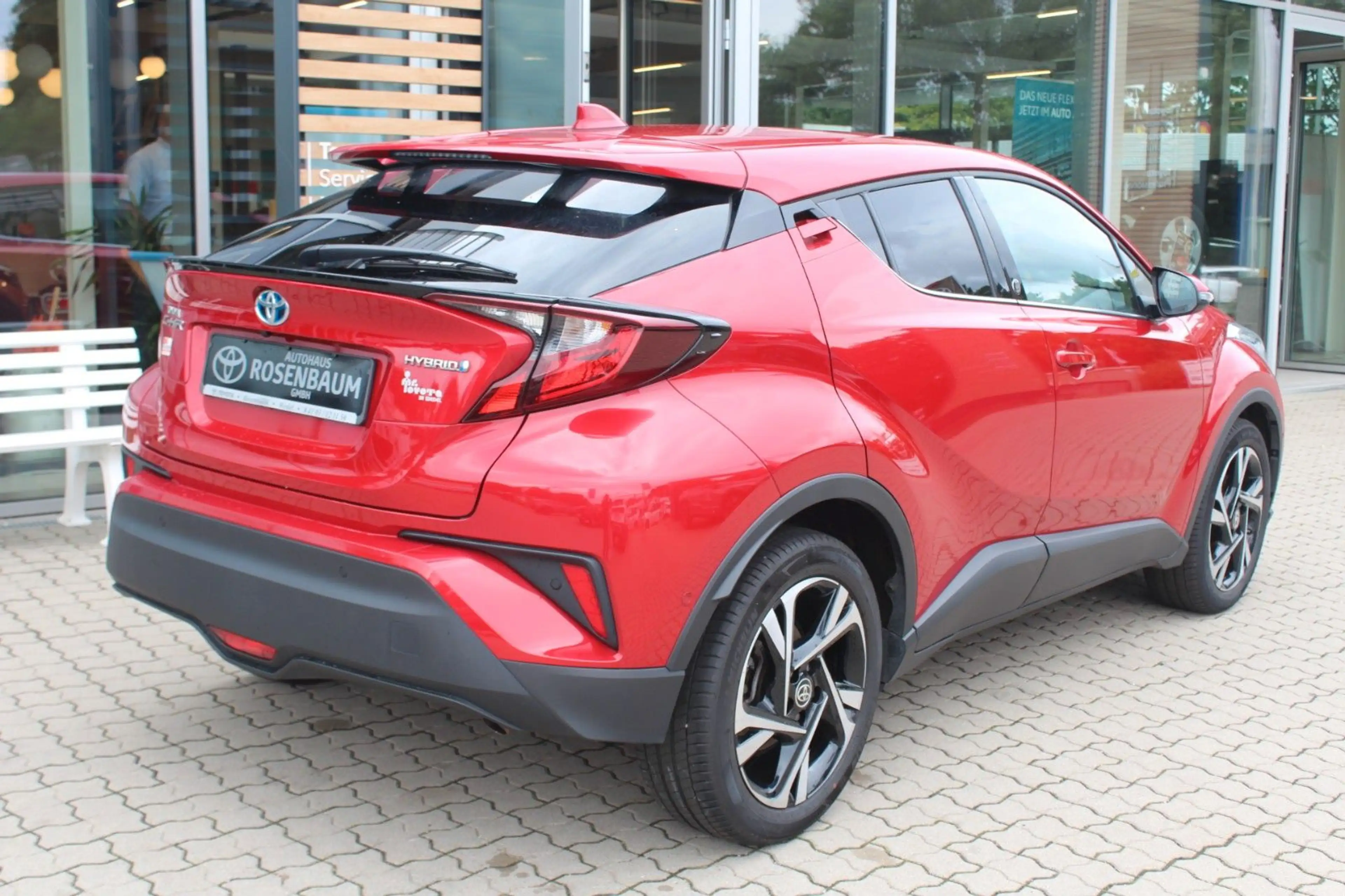Toyota C-HR Hybrid Team D*LED*PDC*KAMERA*SHZ*NAVI*1HAND — photo 11