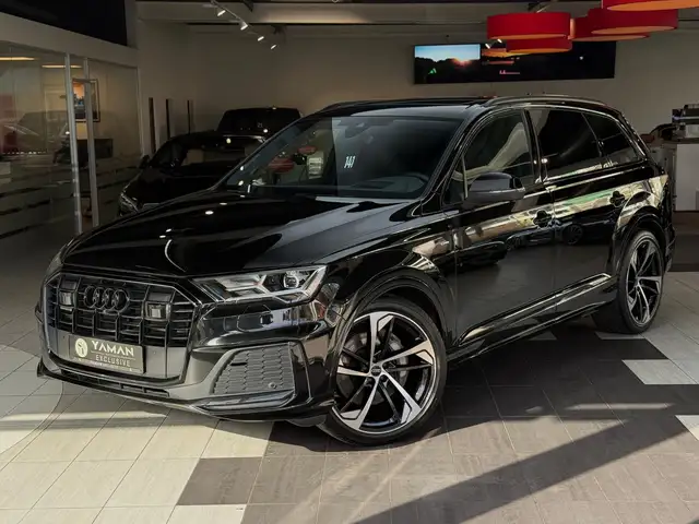 2023 Audi Q7 in Black for sale