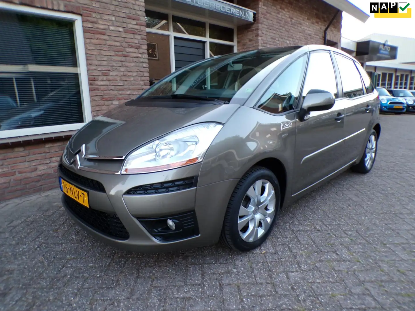 Citroen C4 Picasso 1.6 VTi Image 5p. Bruin - 1