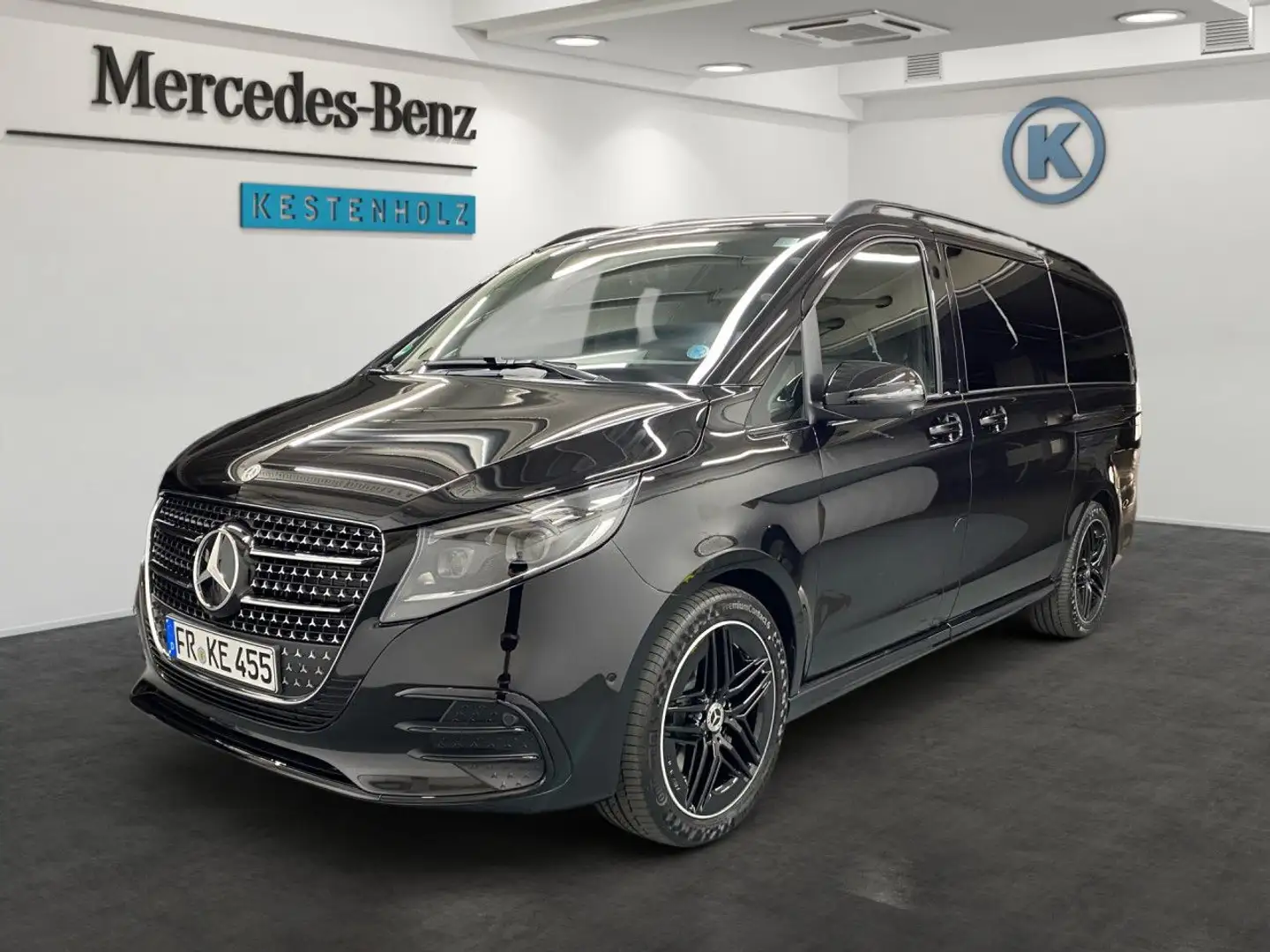 Mercedes-Benz V 300 d lang  AMG WideScreen 360° Stdhzg Multibeam Schwarz - 2