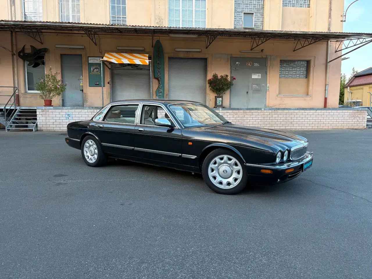 Jaguar Daimler 4.0 Super V8 *MwSt. / LWB / Voll*, foto 1