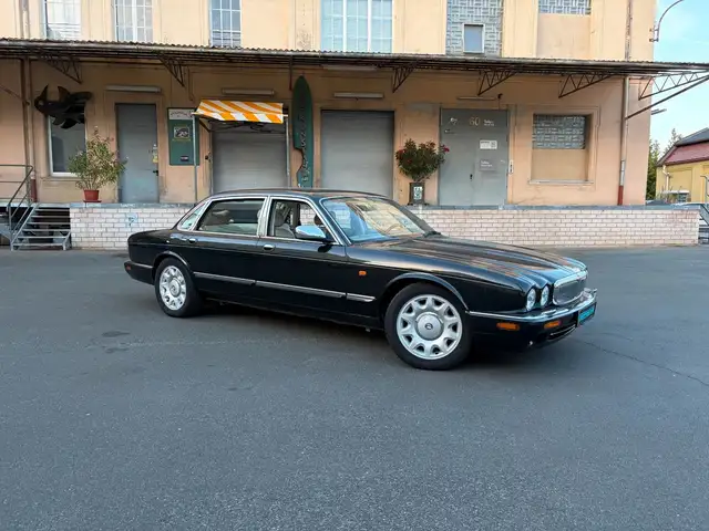 Jaguar Daimler 4.0 Super V8 *MwSt. / LWB / Voll*