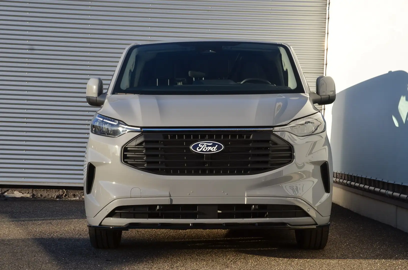 Ford Transit Custom - LIMITED- L2- Automaat- Nieuw- 37400+BTW Gris - 2