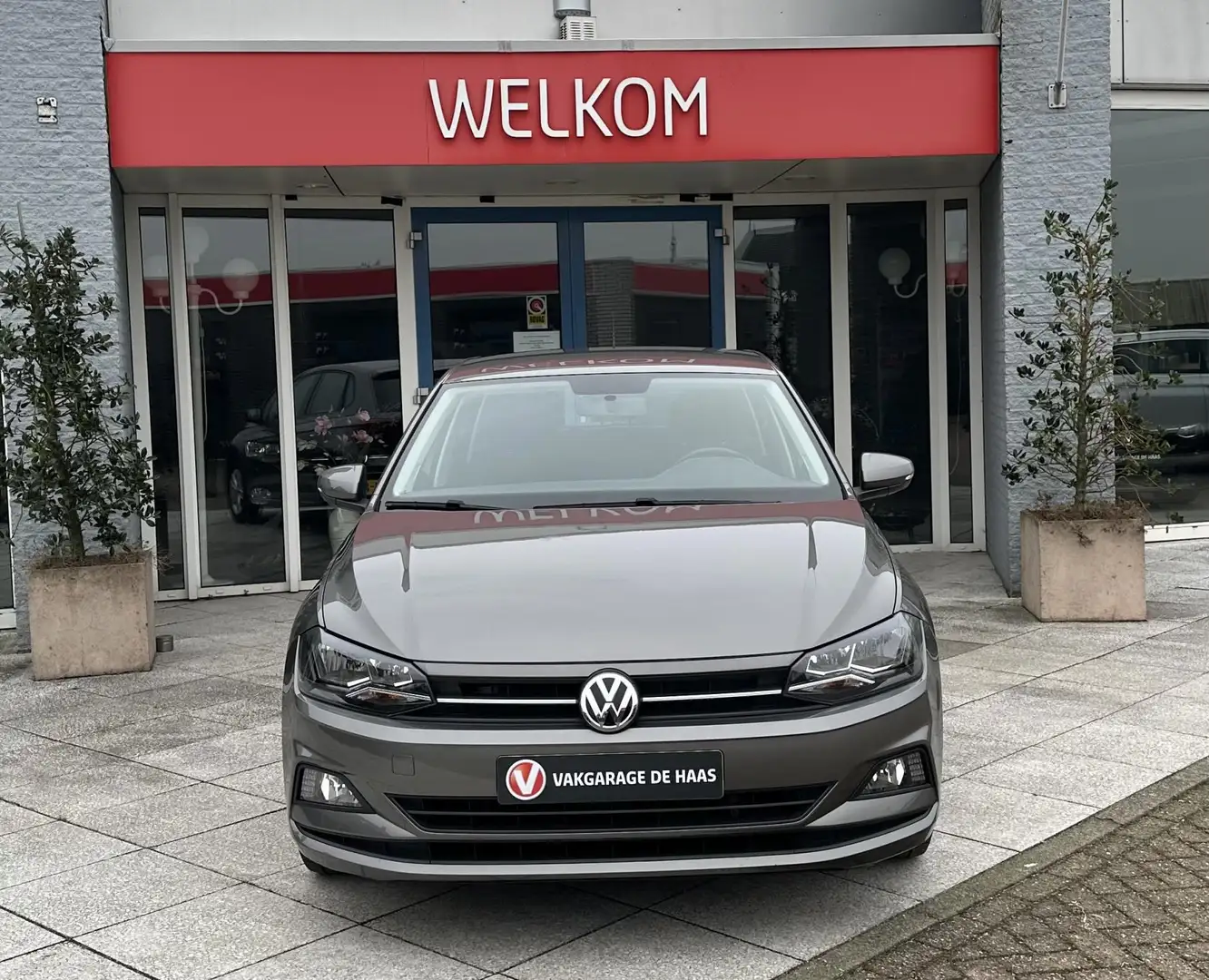 Volkswagen Polo 1.0 TSI Comfortline Grijs - 2