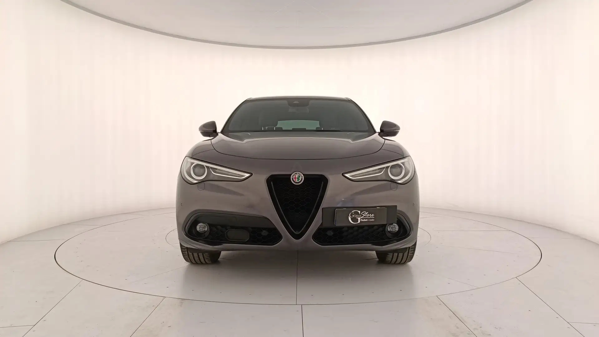 Alfa Romeo Stelvio 2.2 t Veloce Q4 210cv auto Grau - 2