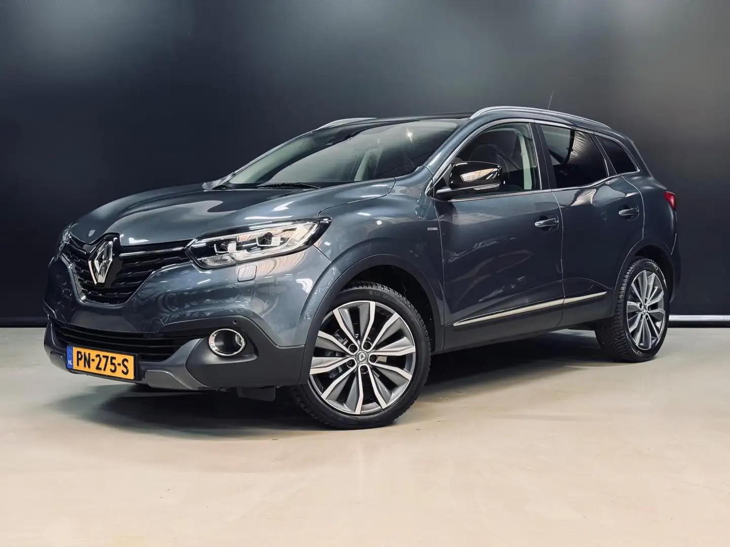 Renault Kadjar 1.2 TCe 131PK Bose, Pano, Camera, Navi, 19"Velg, C Grijs - 1