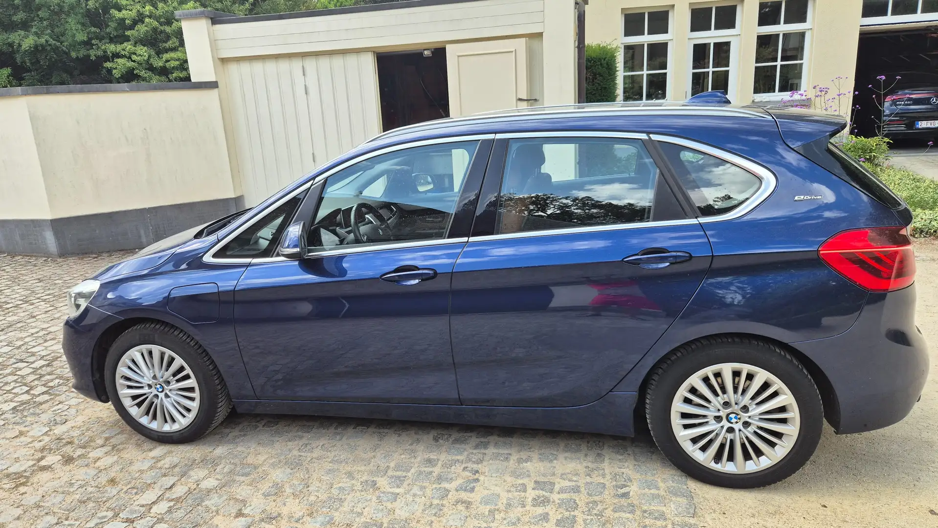 BMW 225 225xe iPerformance Active Tourer Luxury Line Bleu - 1