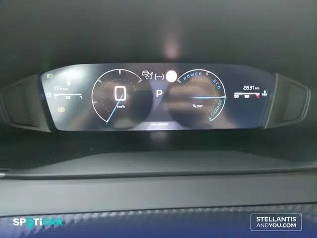 Peugeot 2008 view 12