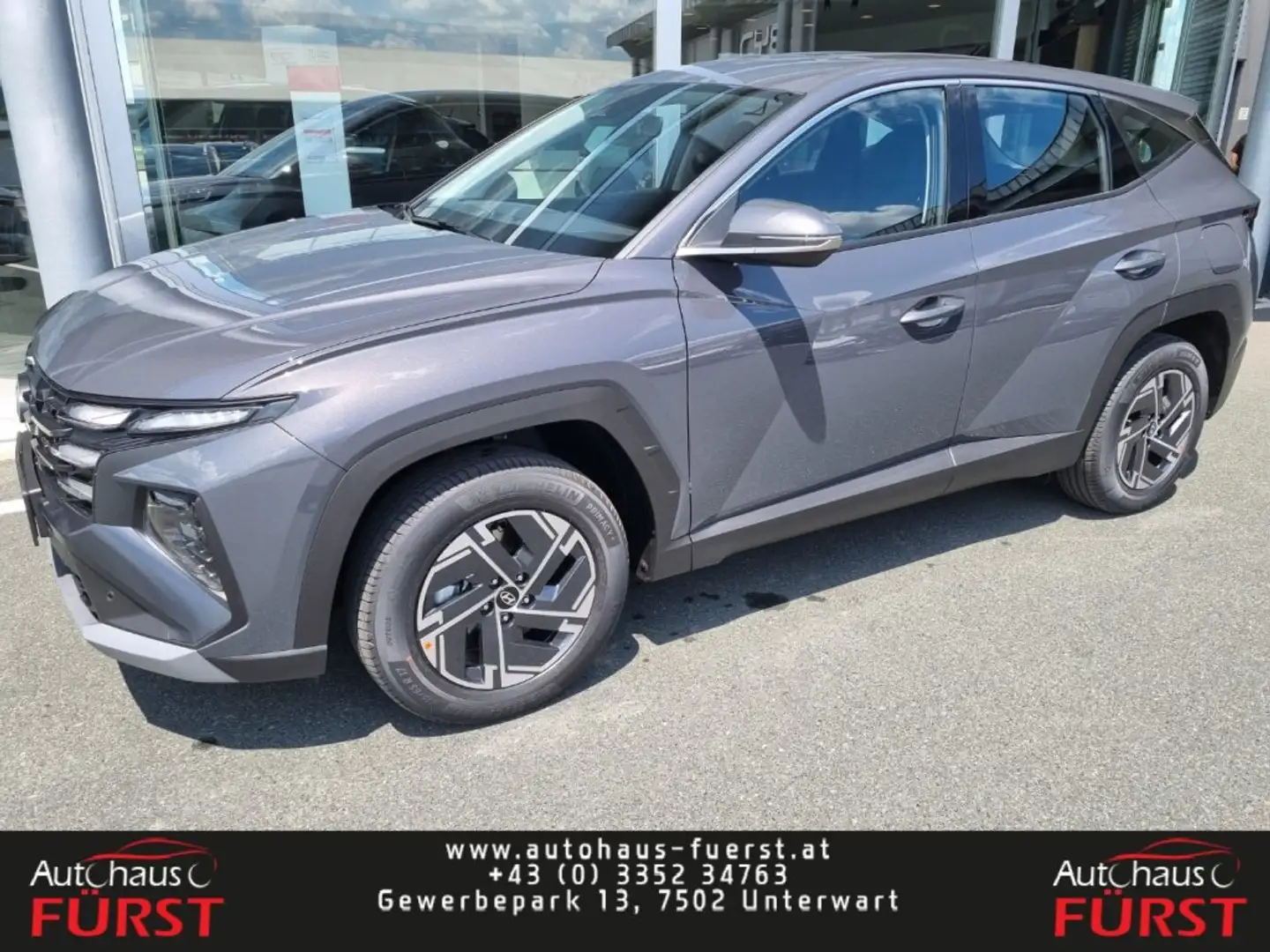 Hyundai TUCSON NX4 Smart Line 1,6 T-GDi PHEV 4WD t7ps2 Grau - 1