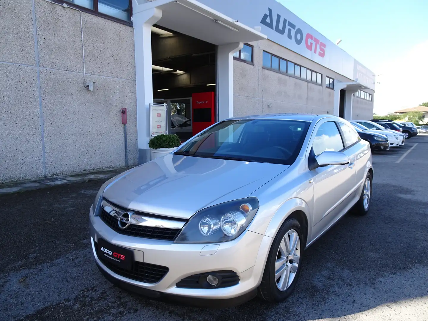 Opel Astra Astra GTC 1.3 cdti Enjoy Neopatentati Grigio - 1