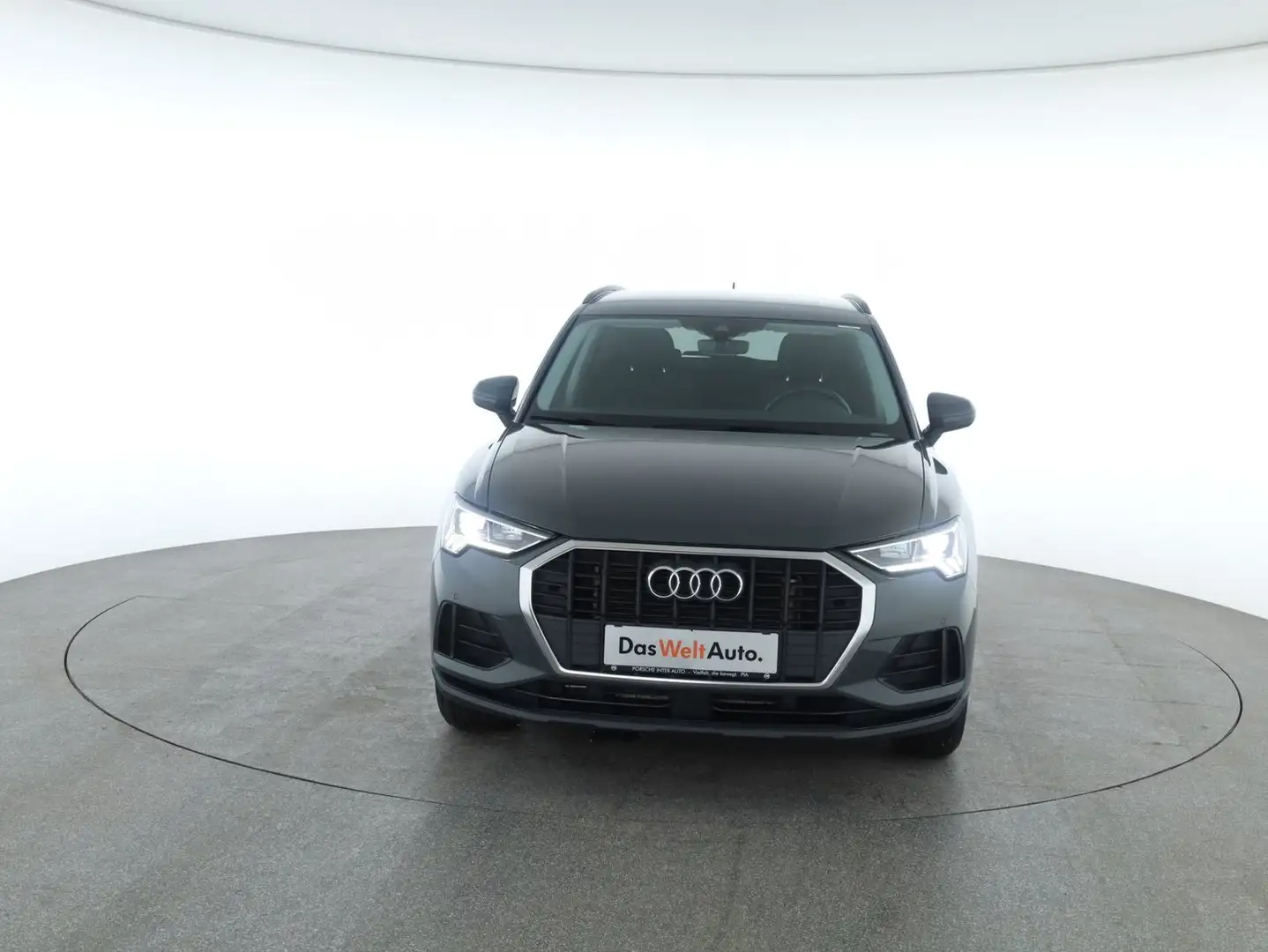 Audi Q3 35 TDI intense Grau - 2
