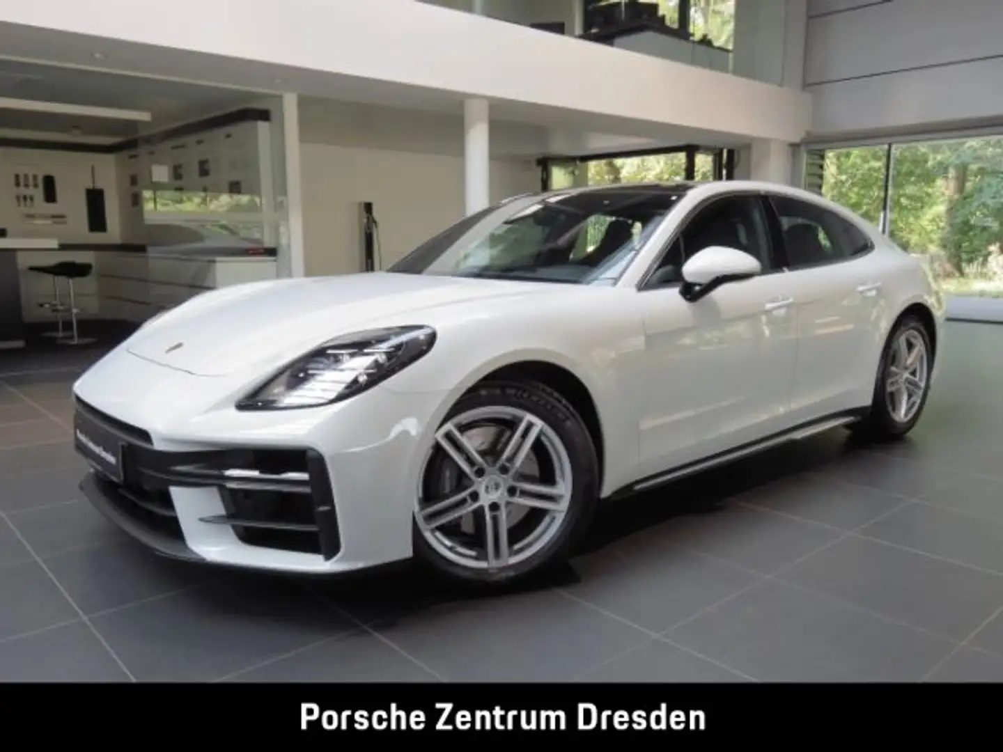 Porsche Panamera /Luftfederung/ PID/ HUD/ LED-Matrix/Pano Weiß - 1