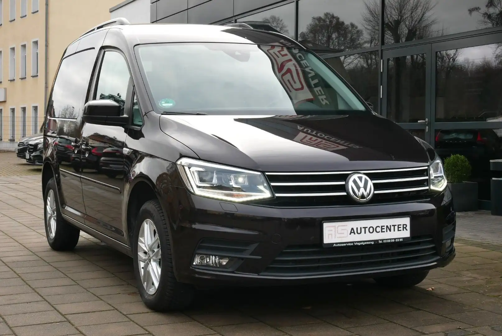 Volkswagen Caddy Kombi Comfortline Xenon Navi Kamera Noir - 2
