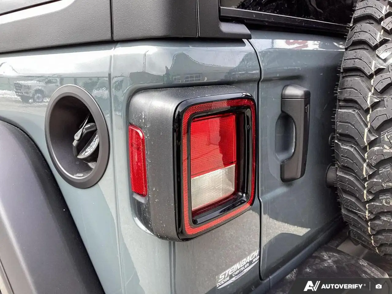 Jeep Wrangler photo Jeep Wrangler