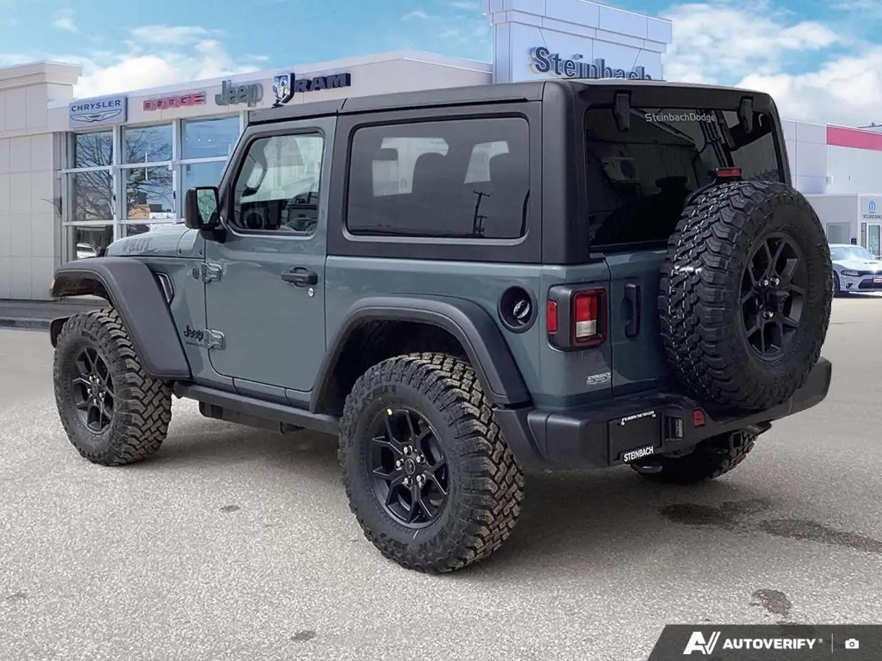 Jeep Wrangler photo Jeep Wrangler