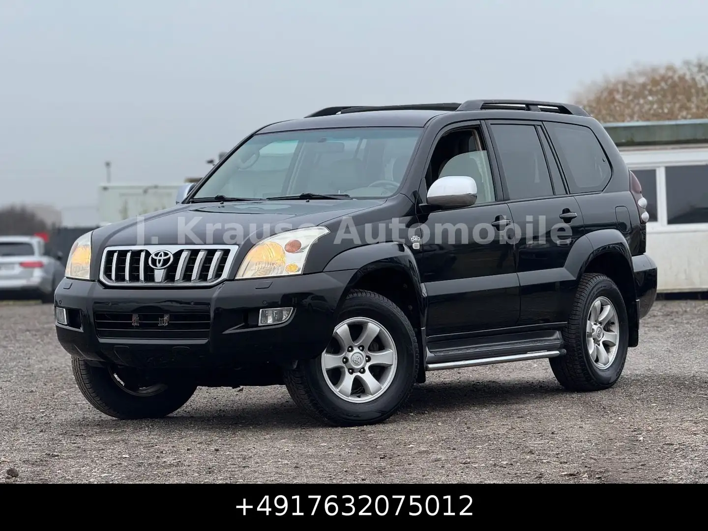 Toyota Land Cruiser 120 3.0 D-4D Aut. Leder Navi 6Sitze Schwarz - 1