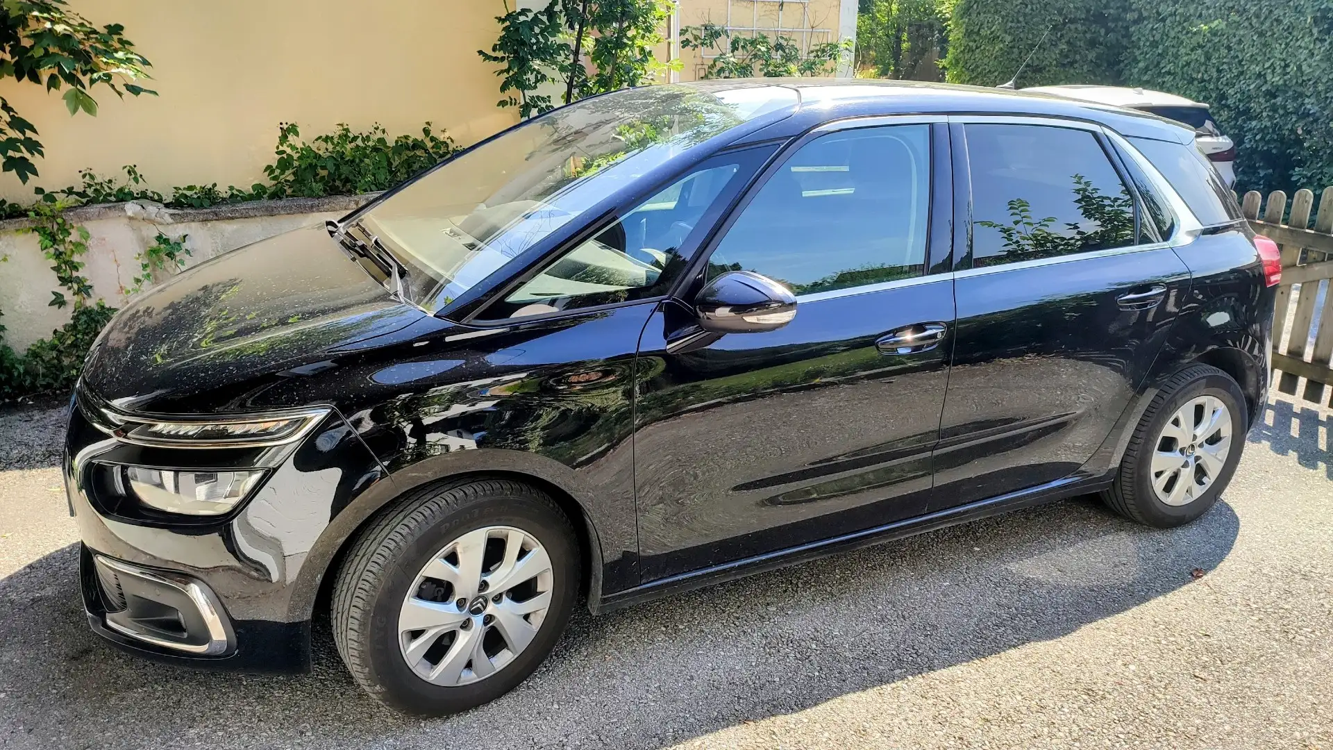 Citroen C4 Picasso BlueHDi 120 EAT6 FEEL, Automatik, AHK, Garantie Schwarz - 2