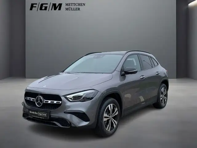 Mercedes-Benz GLA 220 4Matic  Progressive Burm|KeyGo|MBeam|TWA