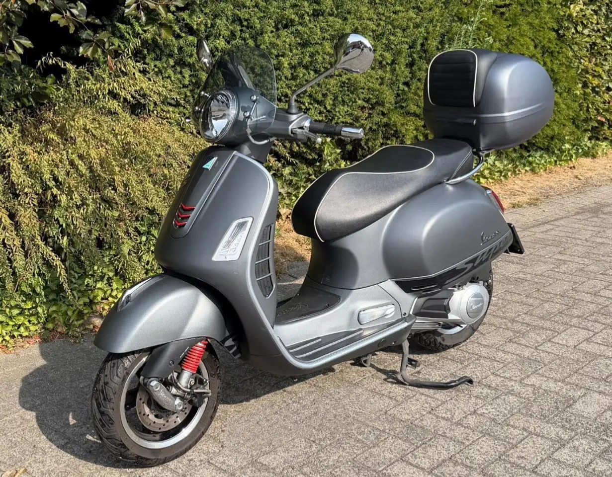 Vespa 125 Super