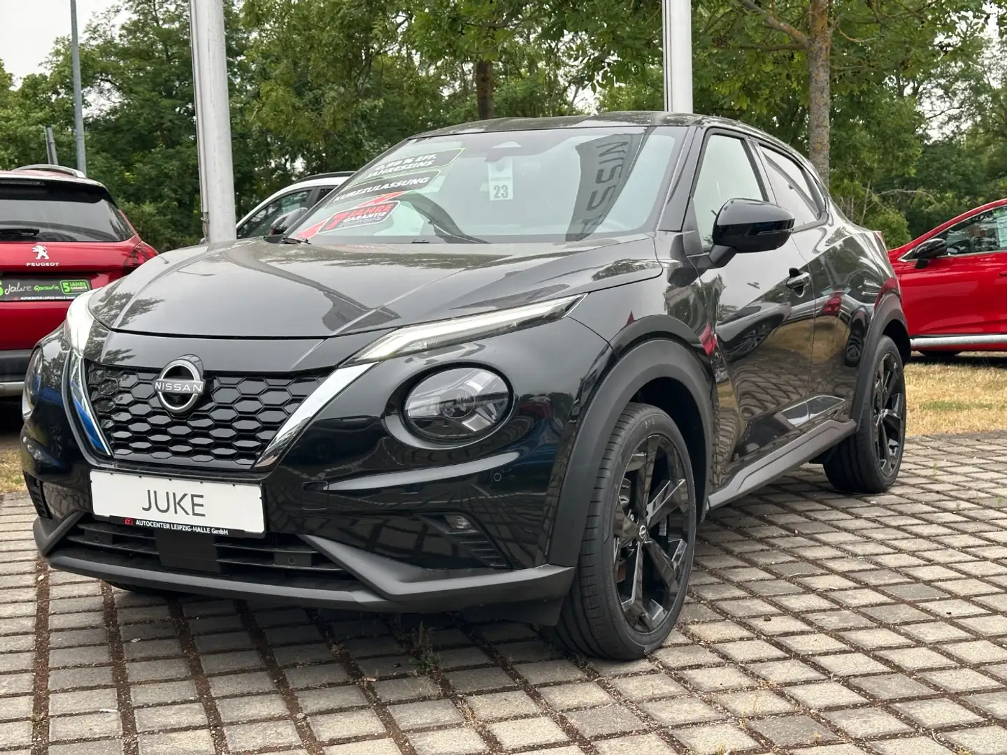Nissan Juke TEKNA 1.6 HYBRID 4AMT ProPilot 360° LM Schwarz - 2