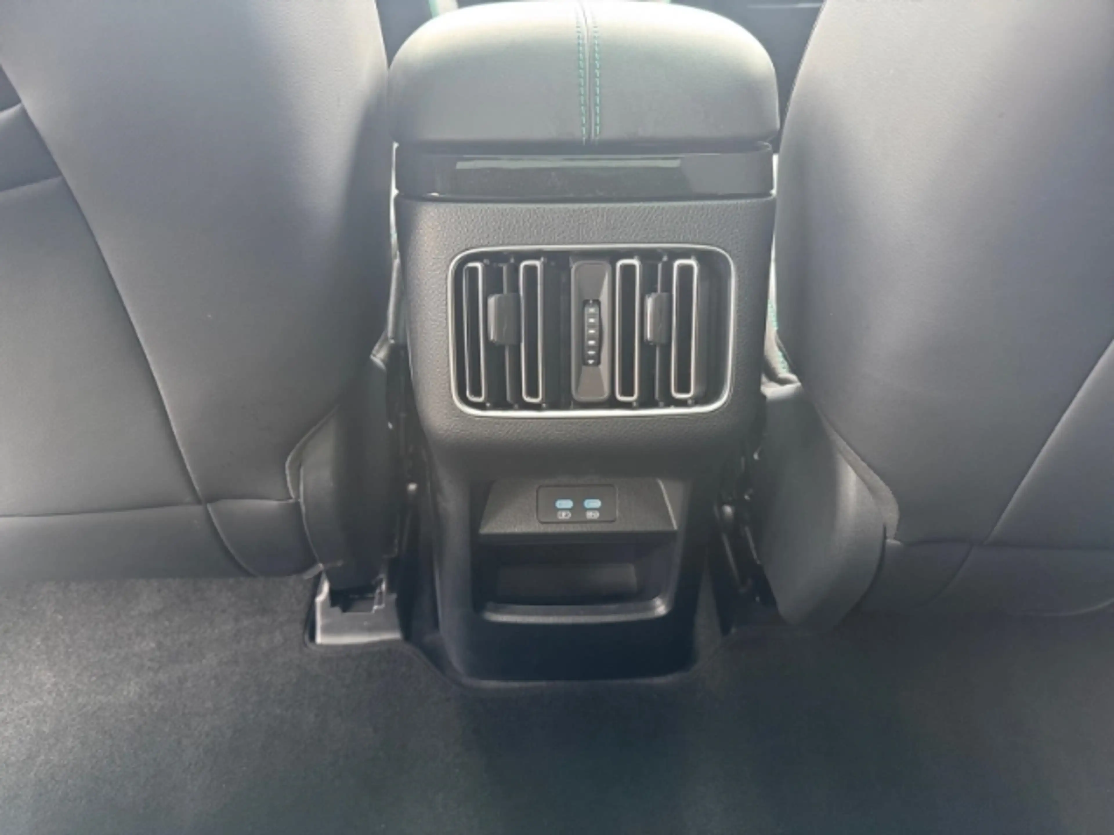 BYD Seal U PHEV Navi+Rückfahrkamera+Sitzheizung+Apple CarPlay — photo 19