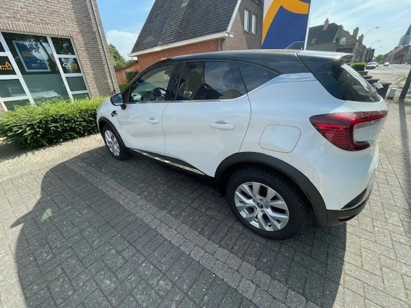 Renault Captur E-Tech Plug-In Hybrid PI 117 Intens Wit - 1