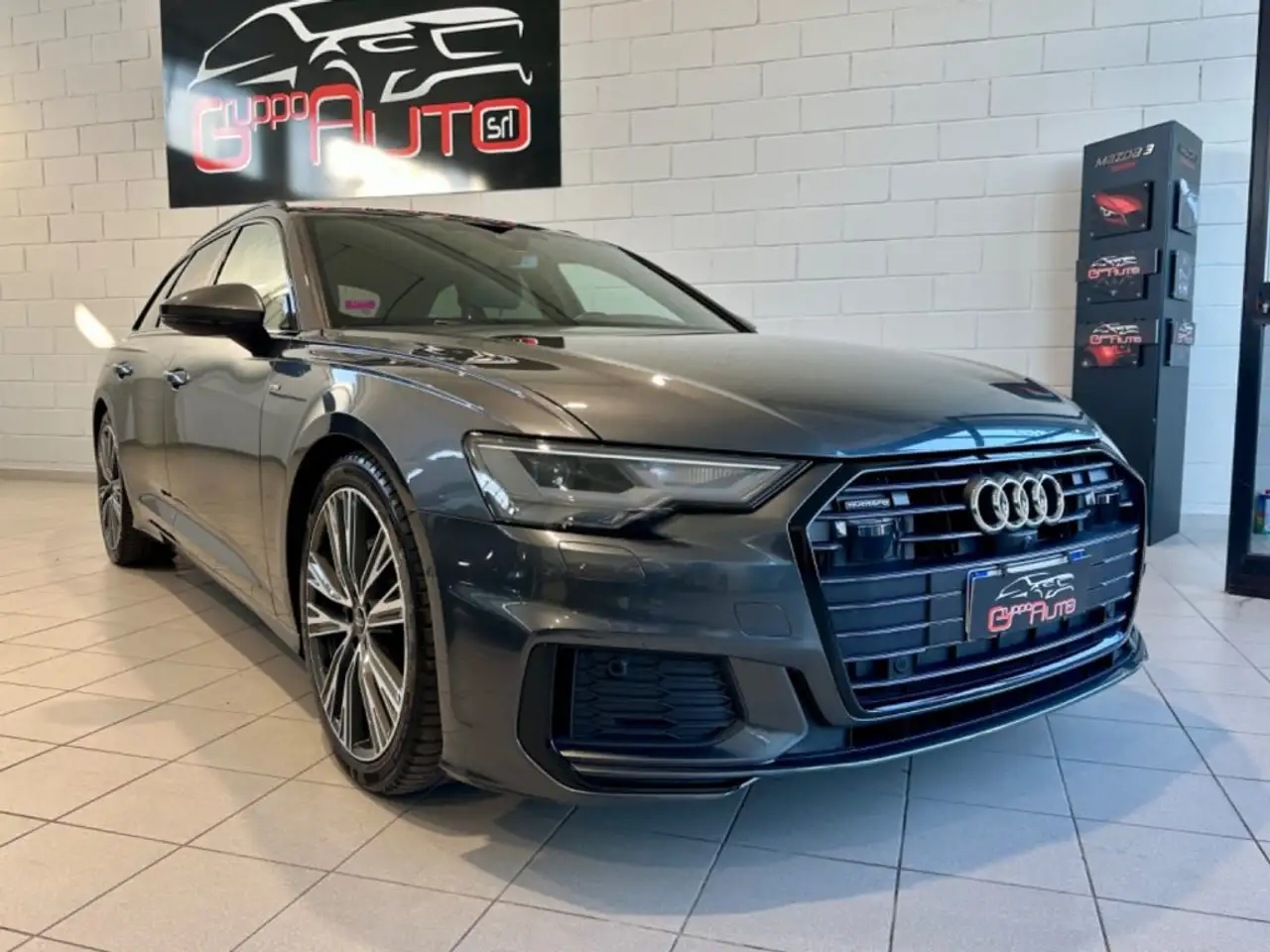 Audi A6 Avant 45 3.0 TDI quattro ultra S tronic *S-LINE* 3