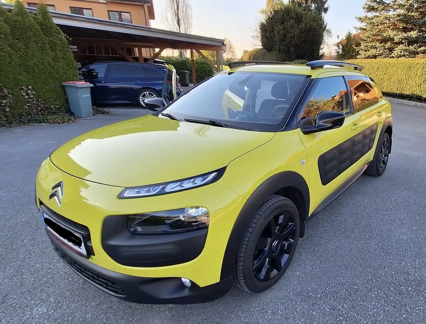 Citroen C4 Cactus BlueHDi 100 Stop&Start Feel - 1