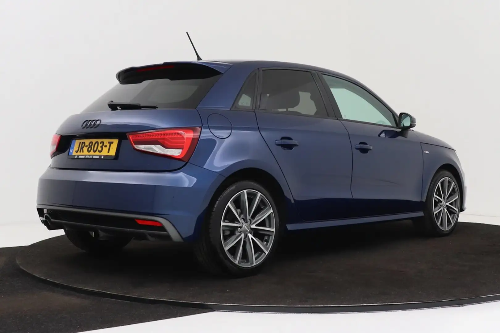 Audi A1 Sportback 1.0 TFSI Adrenalin | S-Line | Org NL | N Blauw - 2