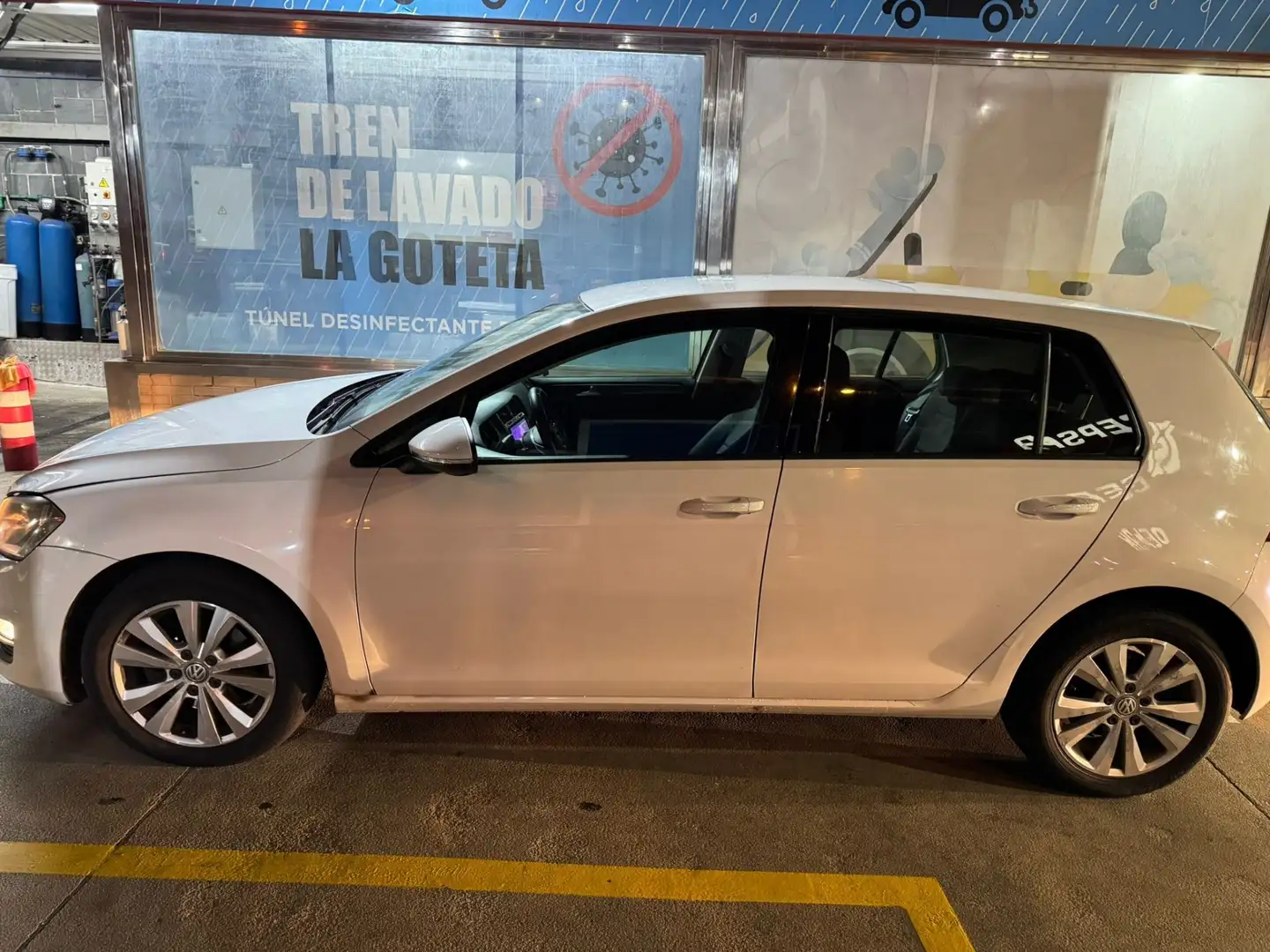 Volkswagen Golf SOCIETE 1.6 TDI 105 BLUEMOTION TECHNOLOGY FAP CONF - 1